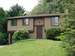 2534 Hunting Ridge Trl, Bridgeville, PA 15017