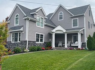 27 Wigwam Path, Manasquan, NJ 08736