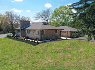 5757 Cetronia Rd, Allentown, PA 18106