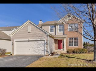 2382 Shiloh Dr, Aurora, IL 60503