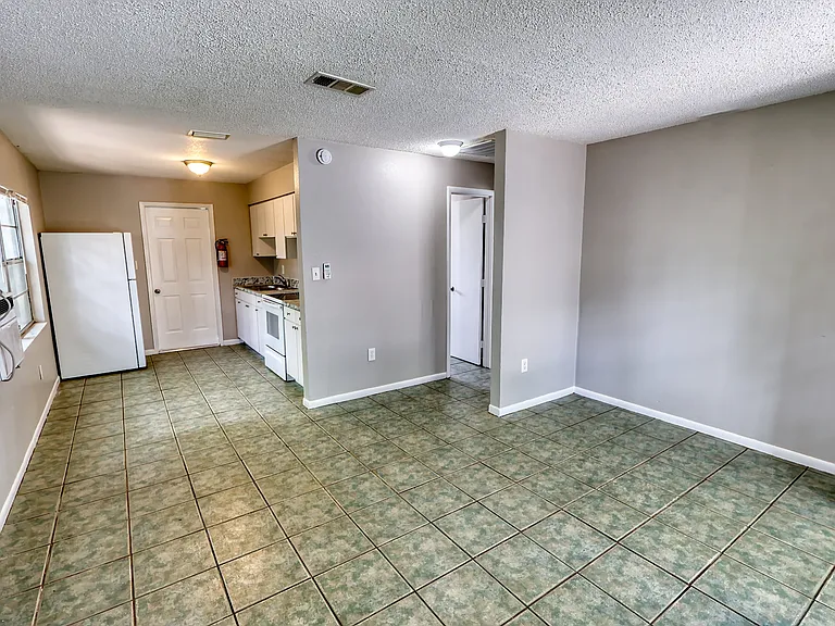 2914 E 26th Ave #B — Photo 7