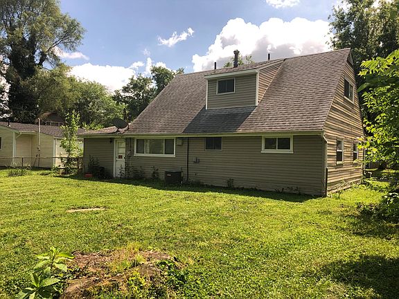 2nd image of 4704 Janis Dr