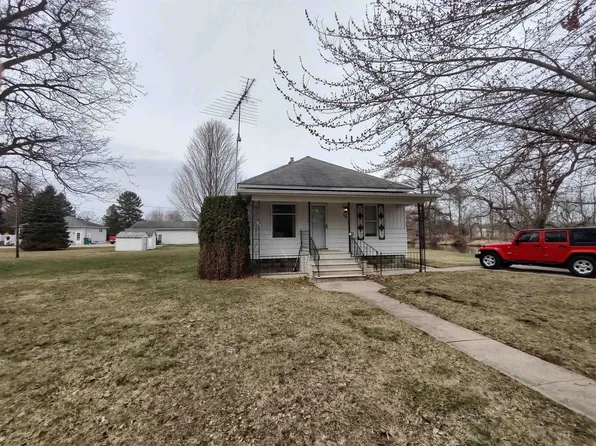 564 Aiken St, Owosso, MI 48867