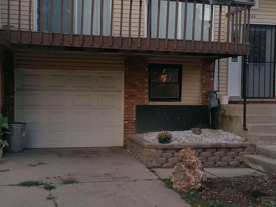 1st image of 21743 Peterson Ave