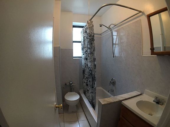4th image of 6224 Fort Hamilton Pkwy APT D4