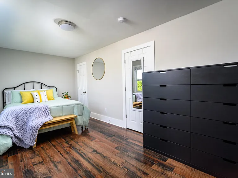 5053 Sheriff Rd NE — Photo 10