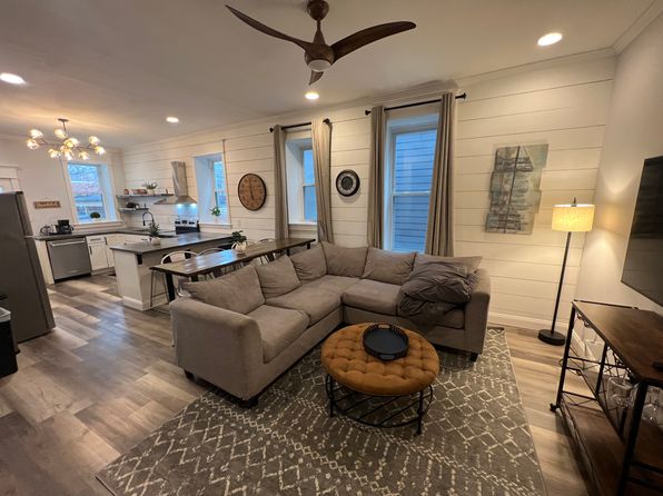 3434 Vista Ave FLOOR 1