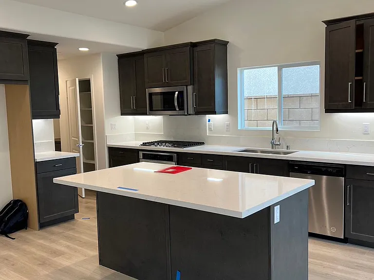 15544 Kings Peak Dr — Photo 10