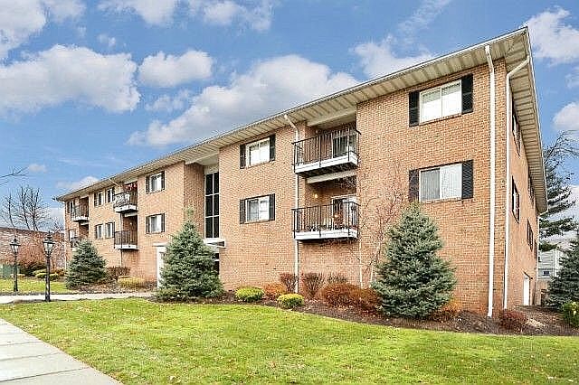 Woodhaven Condominium
