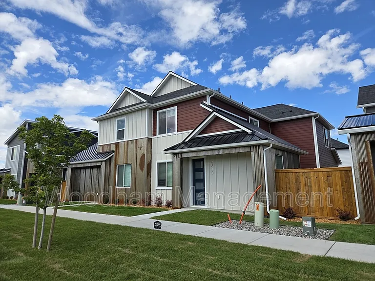 4819 Harvest Pkwy — Photo 50