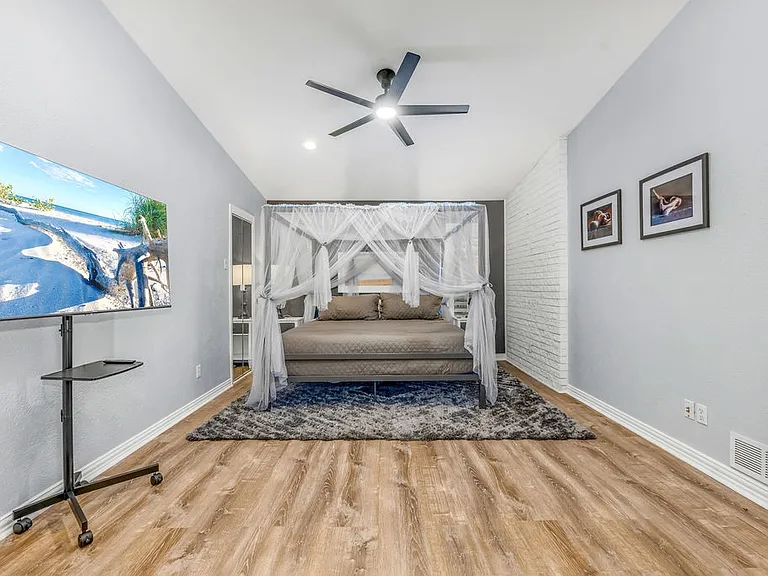 3330 Timberview Rd — Photo 17