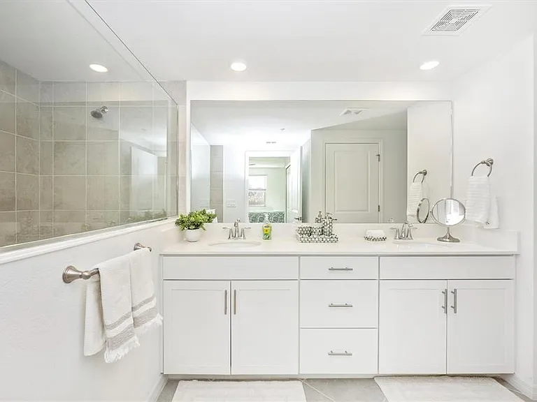 17700 Boracay Ct #102 — Photo 29