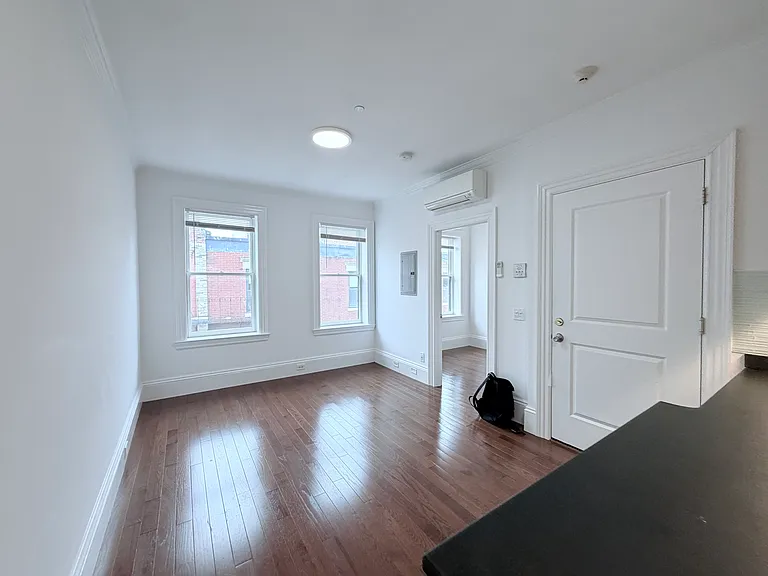 98 Myrtle St #5 — Photo 8