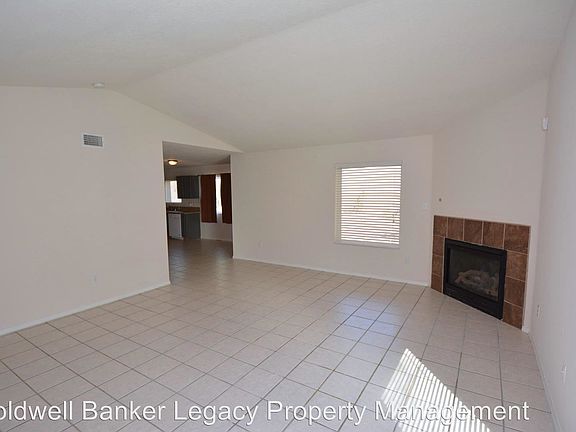 3rd image of 5823 Burgos Ave NW