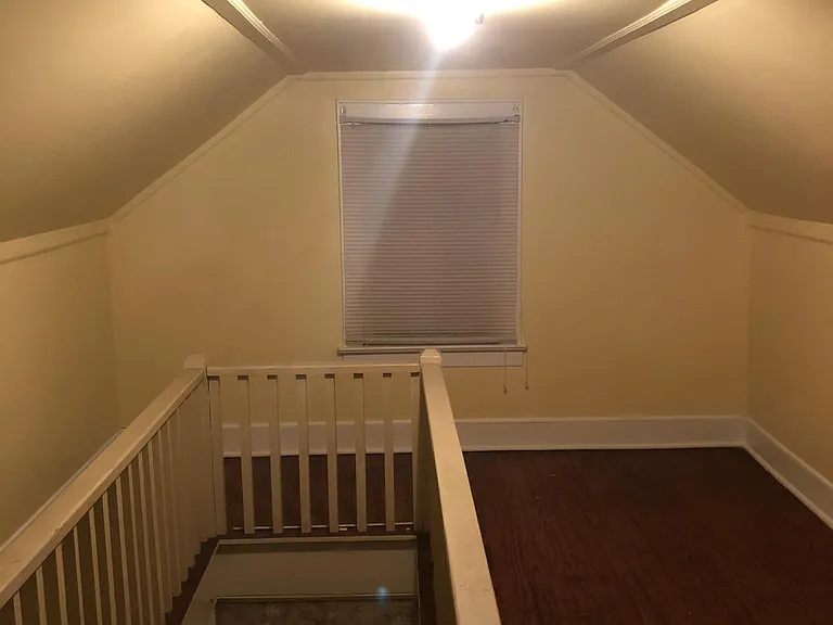 619 N Lunenburg Ave — Photo 8