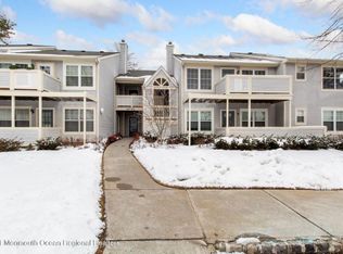 455 Magnolia Ct, Howell, NJ 07731