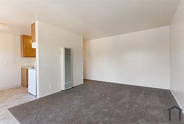 7630 Lockwood St #1BR — Photo 2