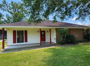 14707 Hampshire Dr, Pride, LA 70770