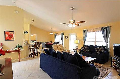 3rd image of 4252 Donatello Ave