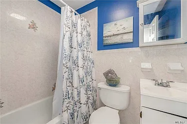 Rented by Century 21 American Homes