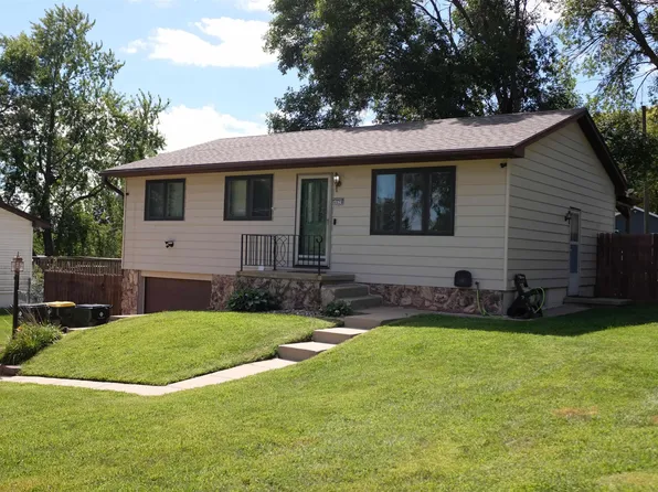 4629 Fillmore St, Sioux City, IA 51108