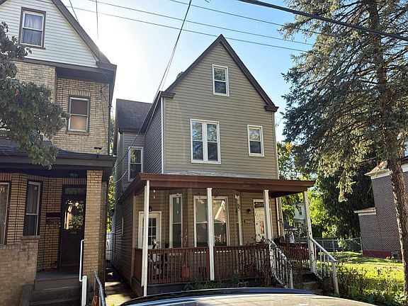 3rd image of 3045 Zephyr Ave