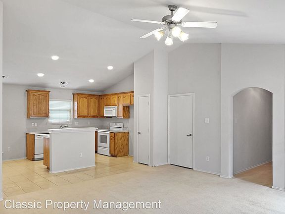 3rd image of 6521 Regina Dr