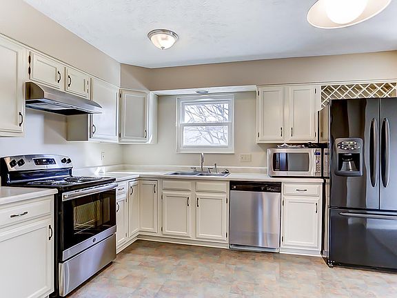 4th image of 2081 Surrywood Dr