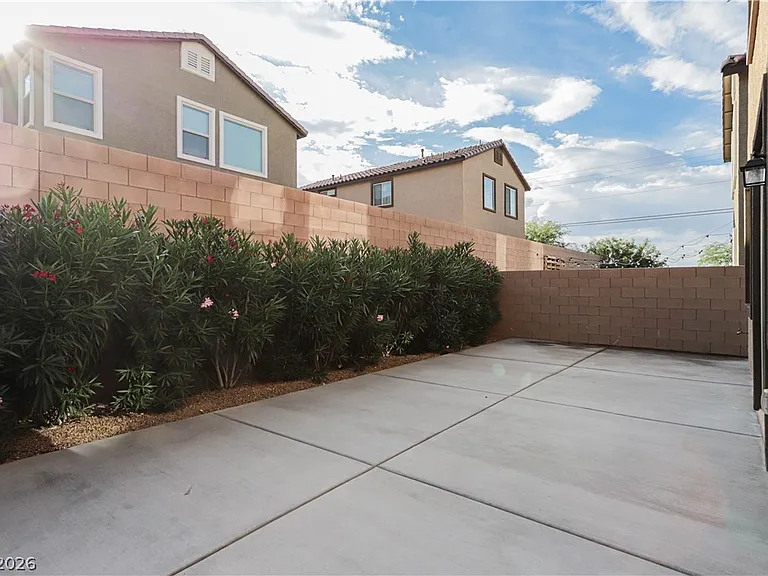 9219 S Chieftain St — Photo 28