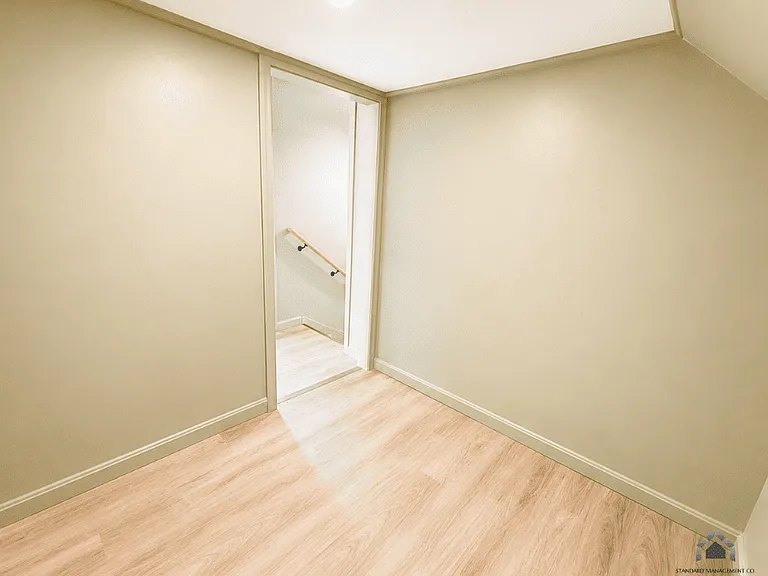 4 Oxford St #2 — Photo 3
