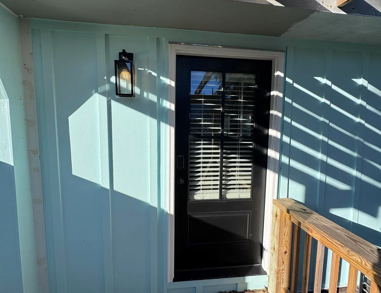 2 bed, 1.5 bath, $1,600 — Photo 2