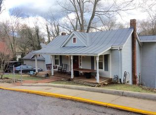 6 Hook Ln, Lexington, VA 24450