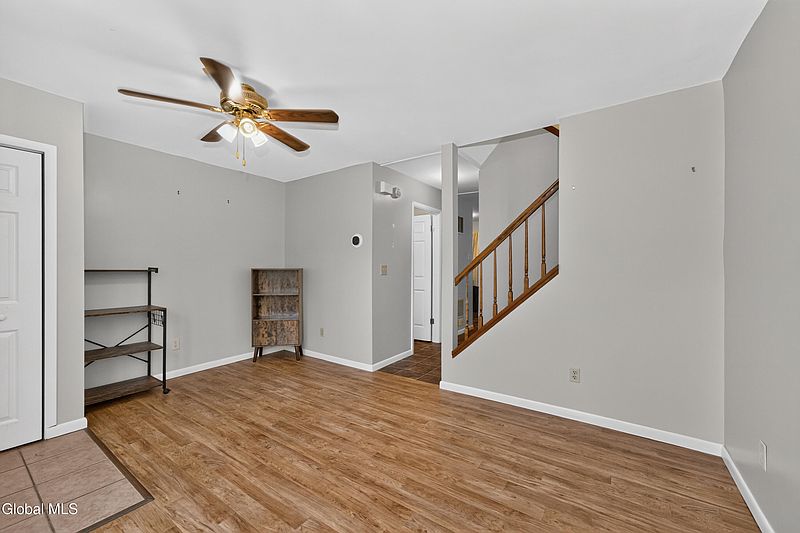 3rd image of 30 Warsaw Avenue APT 6
