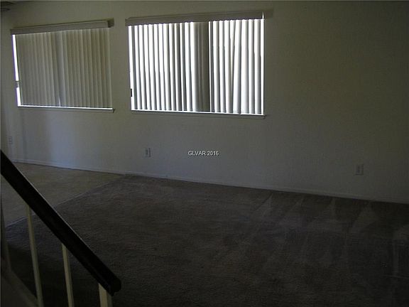 3rd image of 7212 Bronze Cir