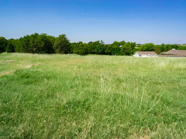 2921 Moelling Ln, Woodward, OK 73801