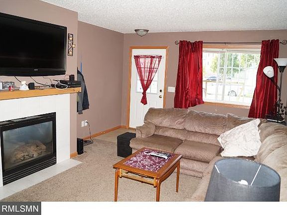 5th image of 2632 Yellowstone Dr