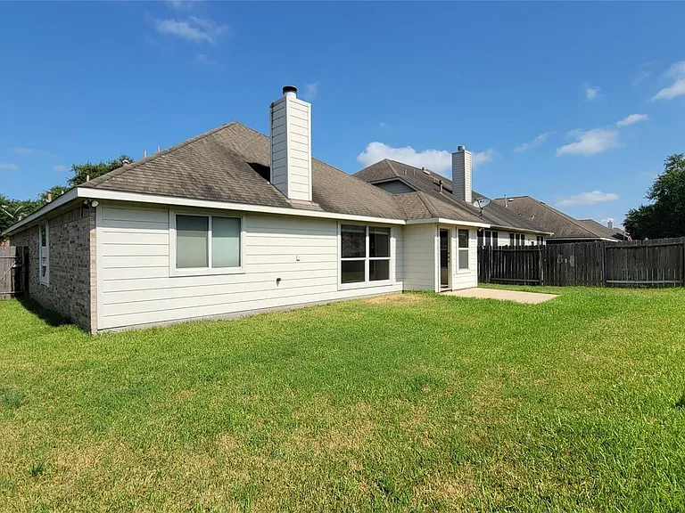 4822 Bonny Loch Ln — Photo 4