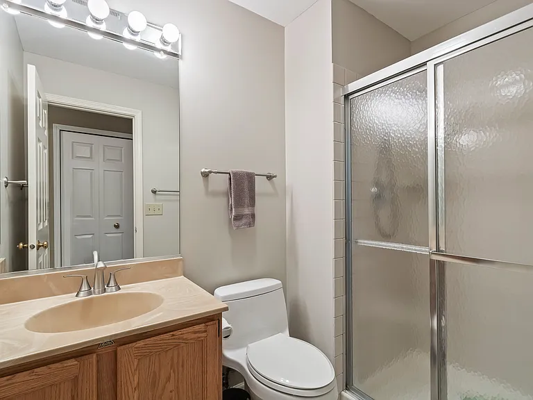 884 Shoreline Rd #884 — Photo 15
