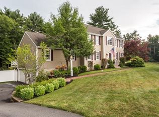 346 Mohawk Rd, Raynham, MA 02767