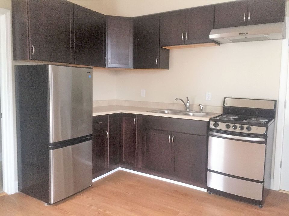 2nd image of 51 Main St #1B-1Ba