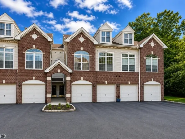 103 Riverwalk Way, Clifton City, NJ 07014