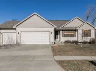108 Gas Light Ct SW, Cedar Rapids, IA 52404