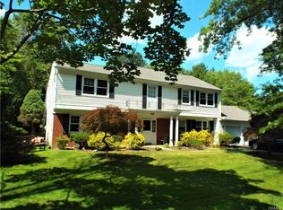 180 Saxon Woods Rd, White Plains, NY 10605
