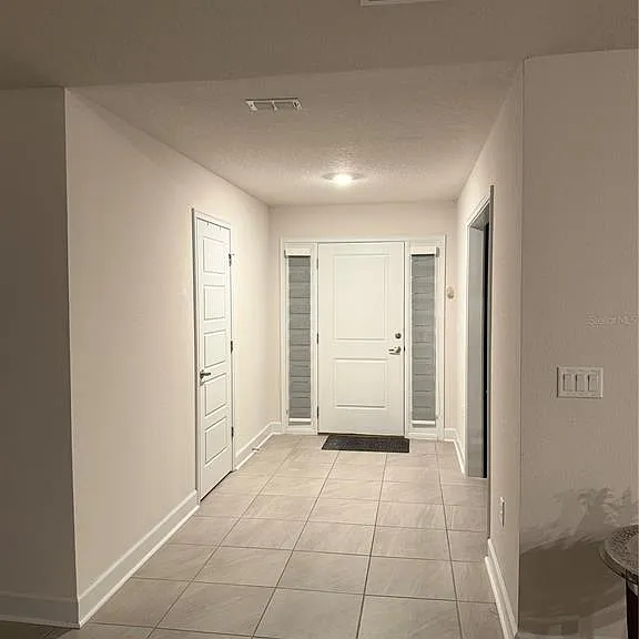 93 Royal Oak Dr — Photo 7