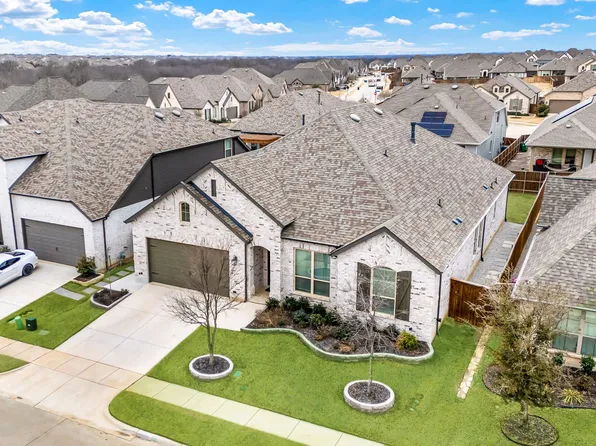 4005 Palomino Rd, Aubrey, TX 76227