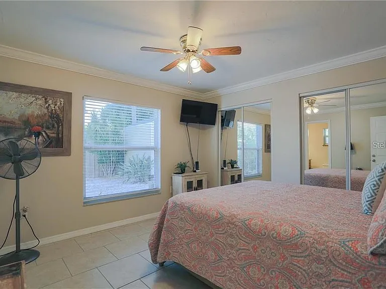 2907 Hyde Park St — Photo 12