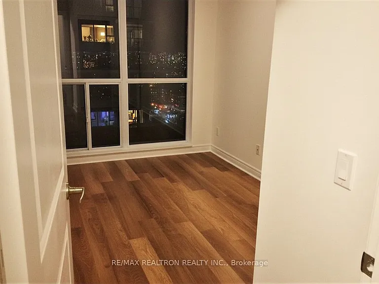50 Town Centre Ct #2710 — Photo 4