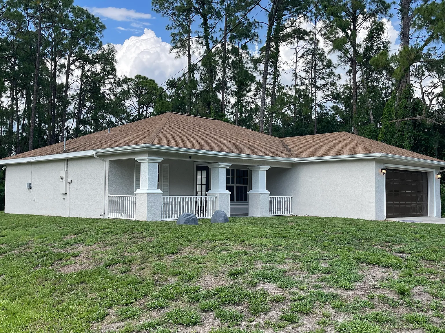 3 bed, 2200 sqft, $1,700 — Photo 2