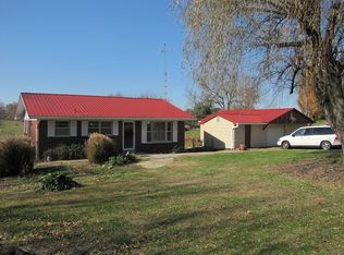 8359 Smith Grove Rd, Scottsville, KY 42164