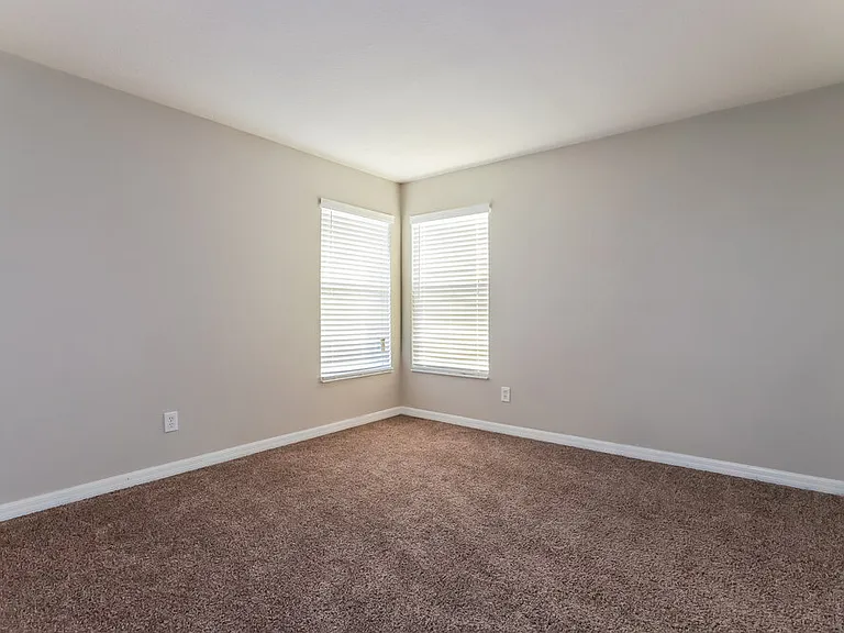 403 Durham Shore Ct — Photo 13